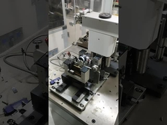 İki İstasyonlu Yatay Elektrikli Alet Dış Rotorlu Otomatik Dengeleme Makinesi